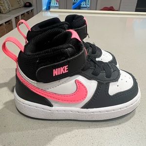 Size 5 Nike toddler girl sneakers